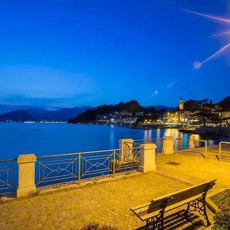 Laveno-mombello Sleeps 4 Apartment Laveno-Mombello