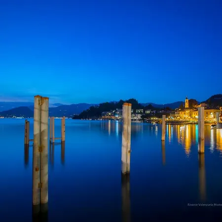 Laveno-mombello Sleeps 4 Apartment Laveno-Mombello