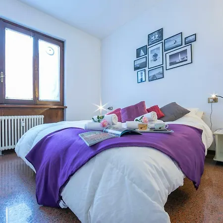 Apartment Laveno-mombello Sleeps 4 Laveno-Mombello